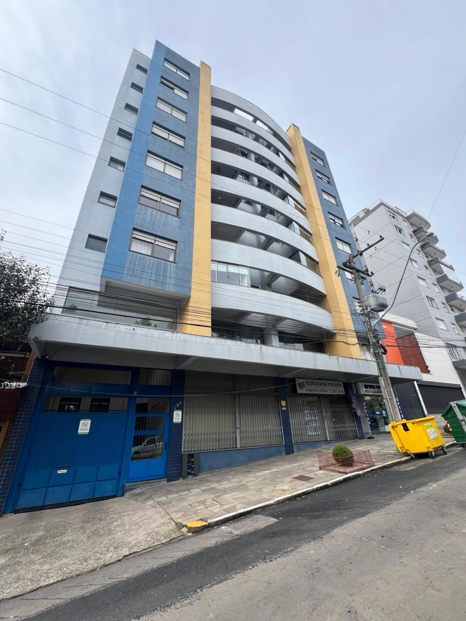 Apartamento Semimobiliado — Lugano