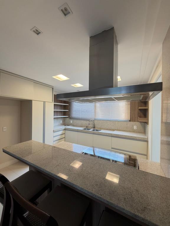 Apartamento Semimobiliado, 3 quartos, para alugar, 119 m², São Pelegrino - Caxias do Sul — foto 4