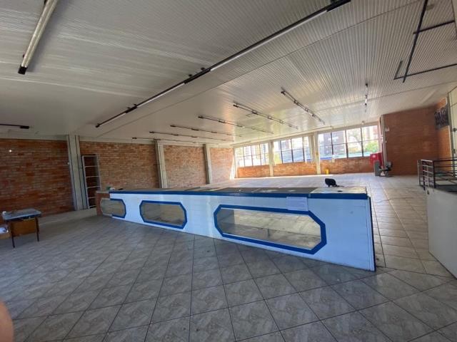 Loja Térrea, para alugar, 350 m², De Lazzer - Caxias do Sul — foto 2