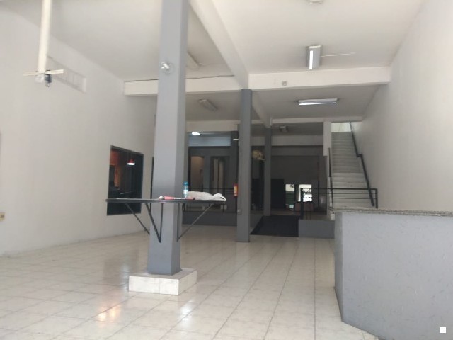 Loja Térrea, para alugar, 700 m², Centro - Caxias do Sul — foto 3