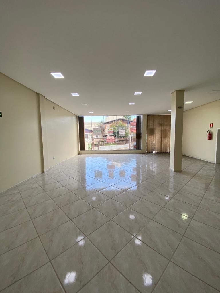 Loja Térrea, para alugar, 170 m², Kayser - Caxias do Sul — foto 2