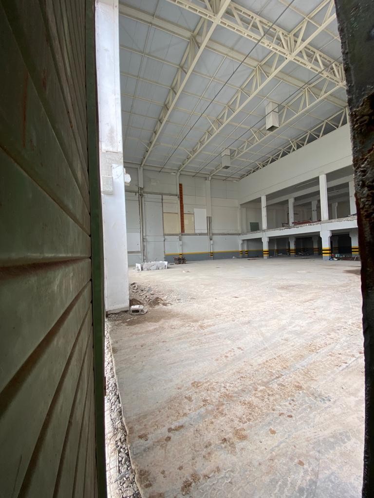 Loja Térrea, para alugar, 688 m², Pio X - Caxias do Sul — foto 3