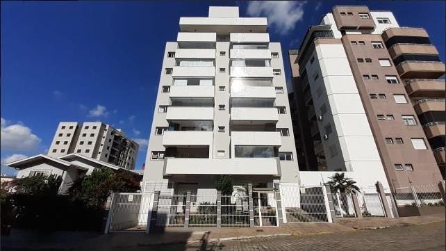 Apartamento Semimobiliado — Litz