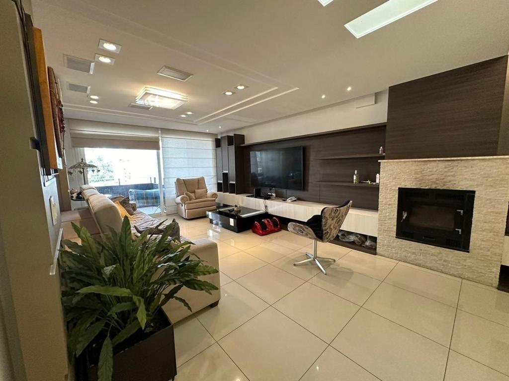 Apartamento Mobiliado, 3 quartos, à venda, 195 m², Centro - Caxias do Sul — foto 3