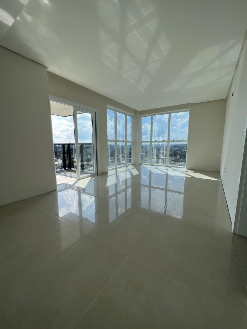 Apartamento, 3 quartos, à venda, 223 m², Nossa Senhora de Lourdes - Caxias do Sul — foto 2