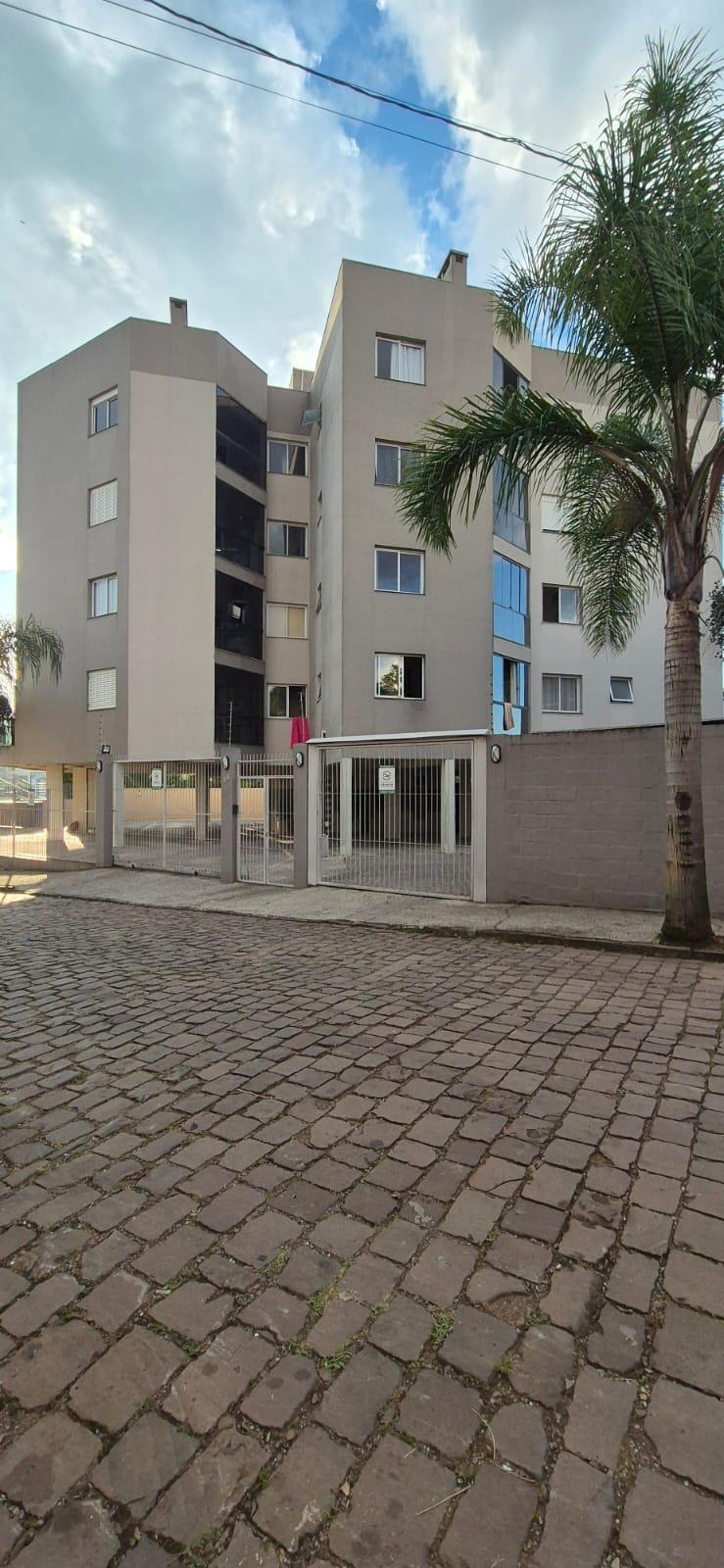 Apartamento Semimobiliado — Santa Carolina