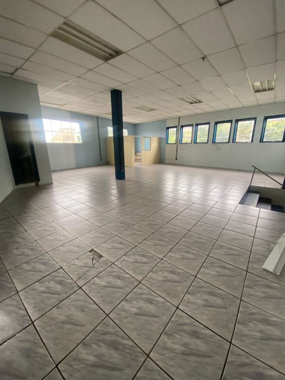 Pavilhão / Depósito, para alugar, 1.700 m², Nossa Senhora de Fátima - Caxias do Sul — foto 2