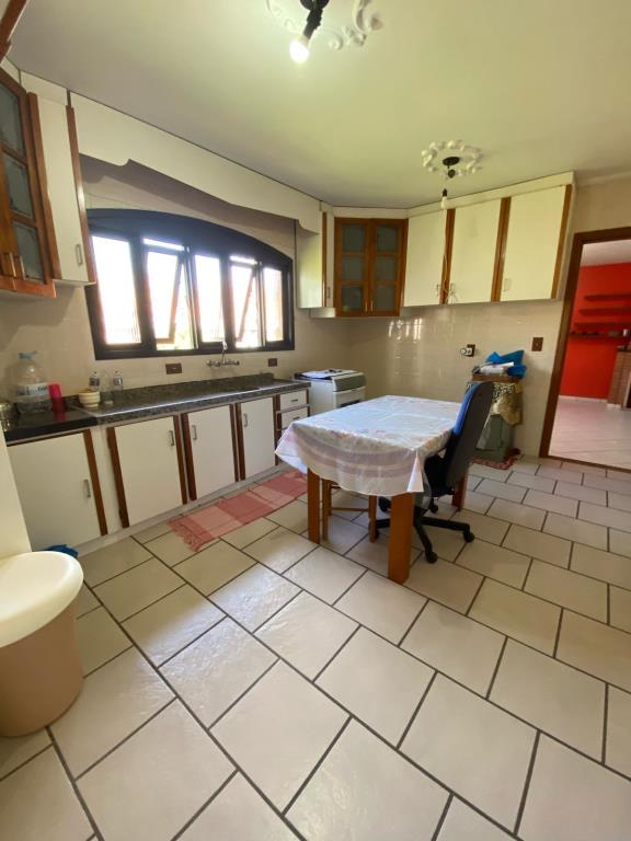 Casa, 3 quartos, para alugar, 250 m², Interlagos - Caxias do Sul — foto 3