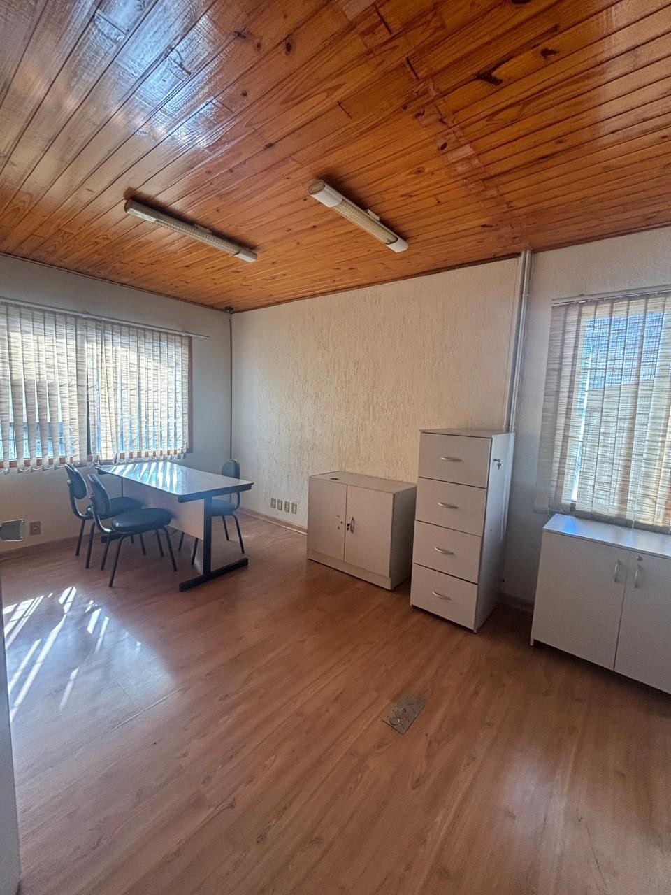 Casa Comercial, para alugar, 160 m², Santa Catarina - Caxias do Sul — foto 4