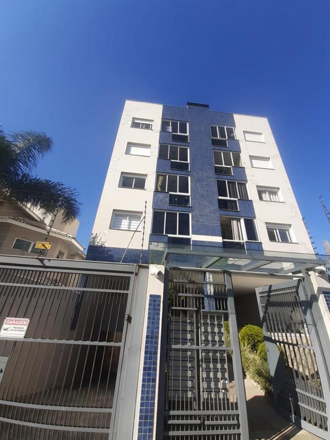 Apartamento Semimobiliado — Sem nome