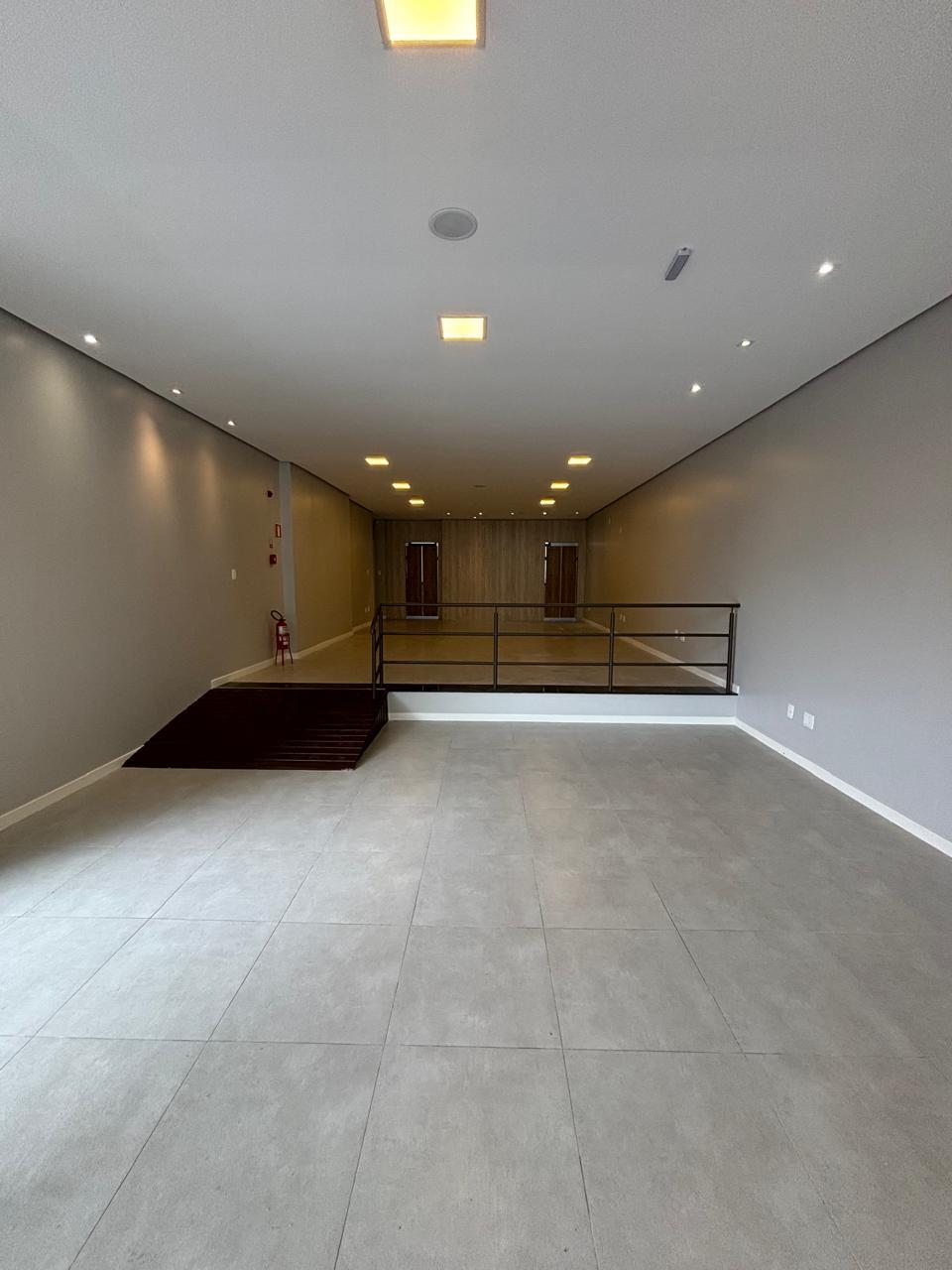 Loja Térrea, para alugar, 130 m², Centro - Caxias do Sul — foto 4