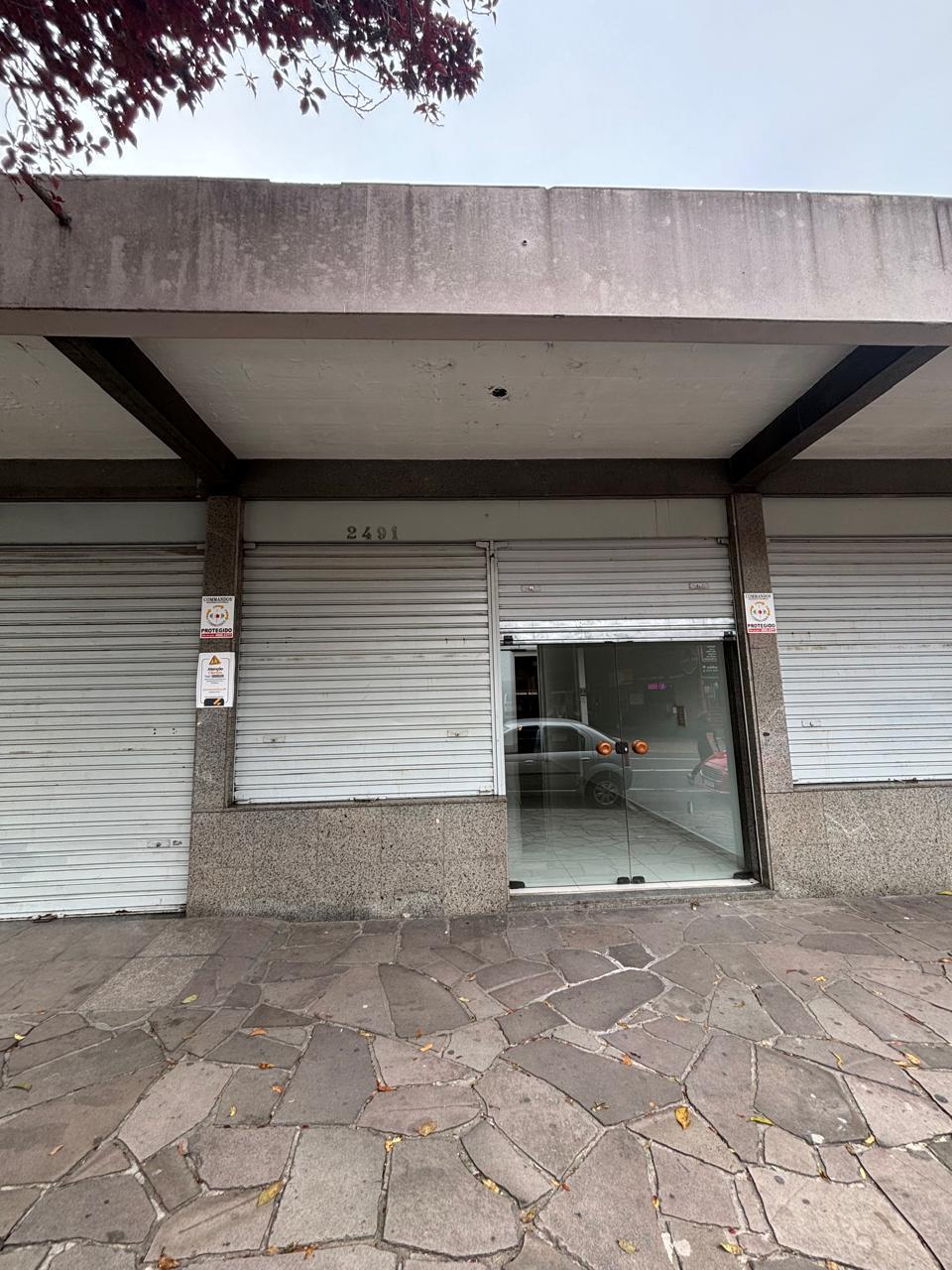 Loja Térrea, para alugar, 50 m², Centro - Caxias do Sul — foto 2