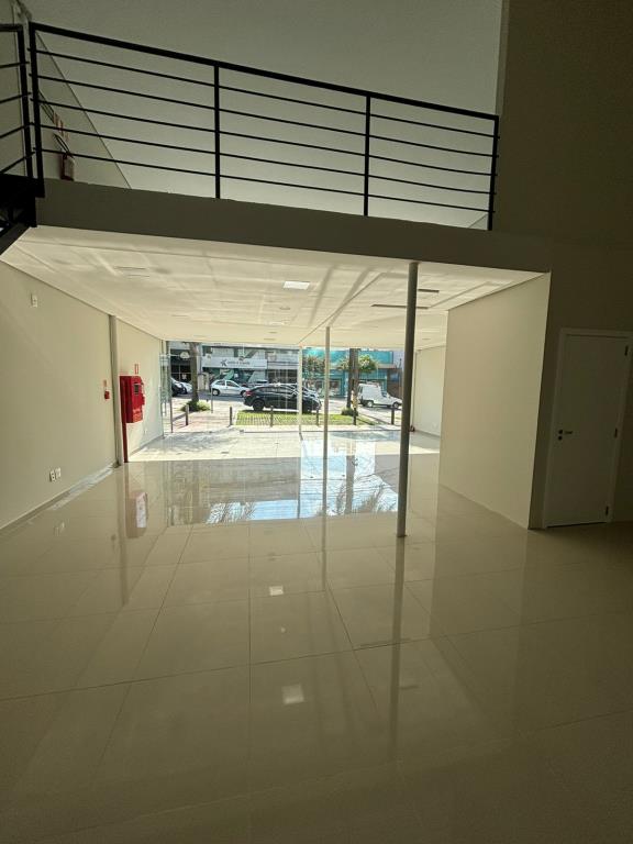 Loja Térrea, para alugar, 300 m², Pio X - Caxias do Sul — foto 3