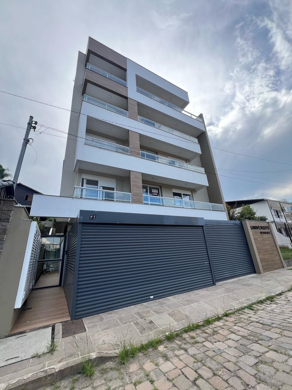 Apartamento — University Residence