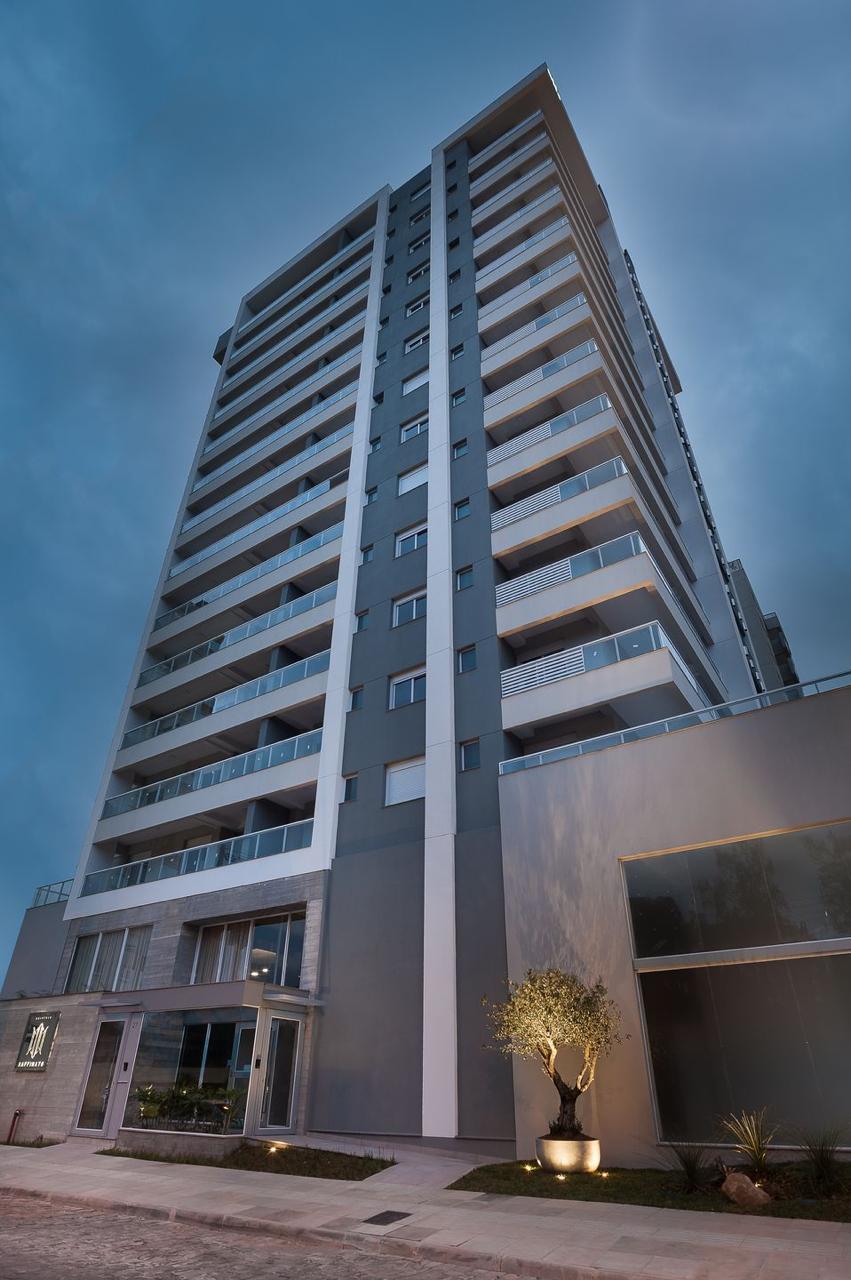 Apartamento Semimobiliado — Raffinato