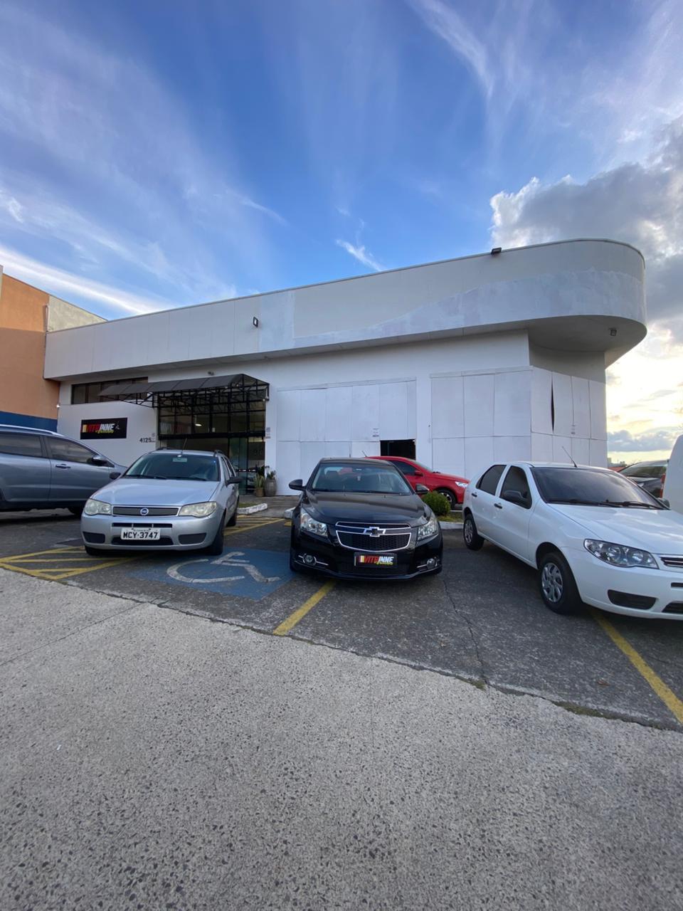 Loja Térrea, para alugar, 400 m², Sagrada Família - Caxias do Sul — foto 2
