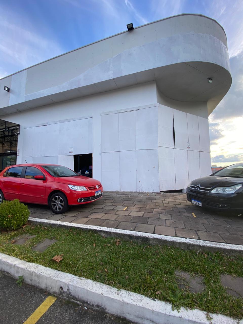 Loja Térrea, para alugar, 400 m², Sagrada Família - Caxias do Sul — foto 3