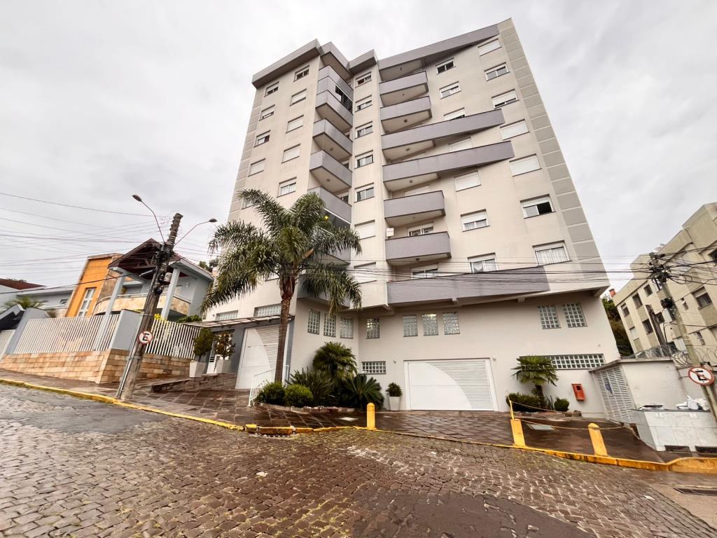 Apartamento Semimobiliado — Res. Francesco D Assis