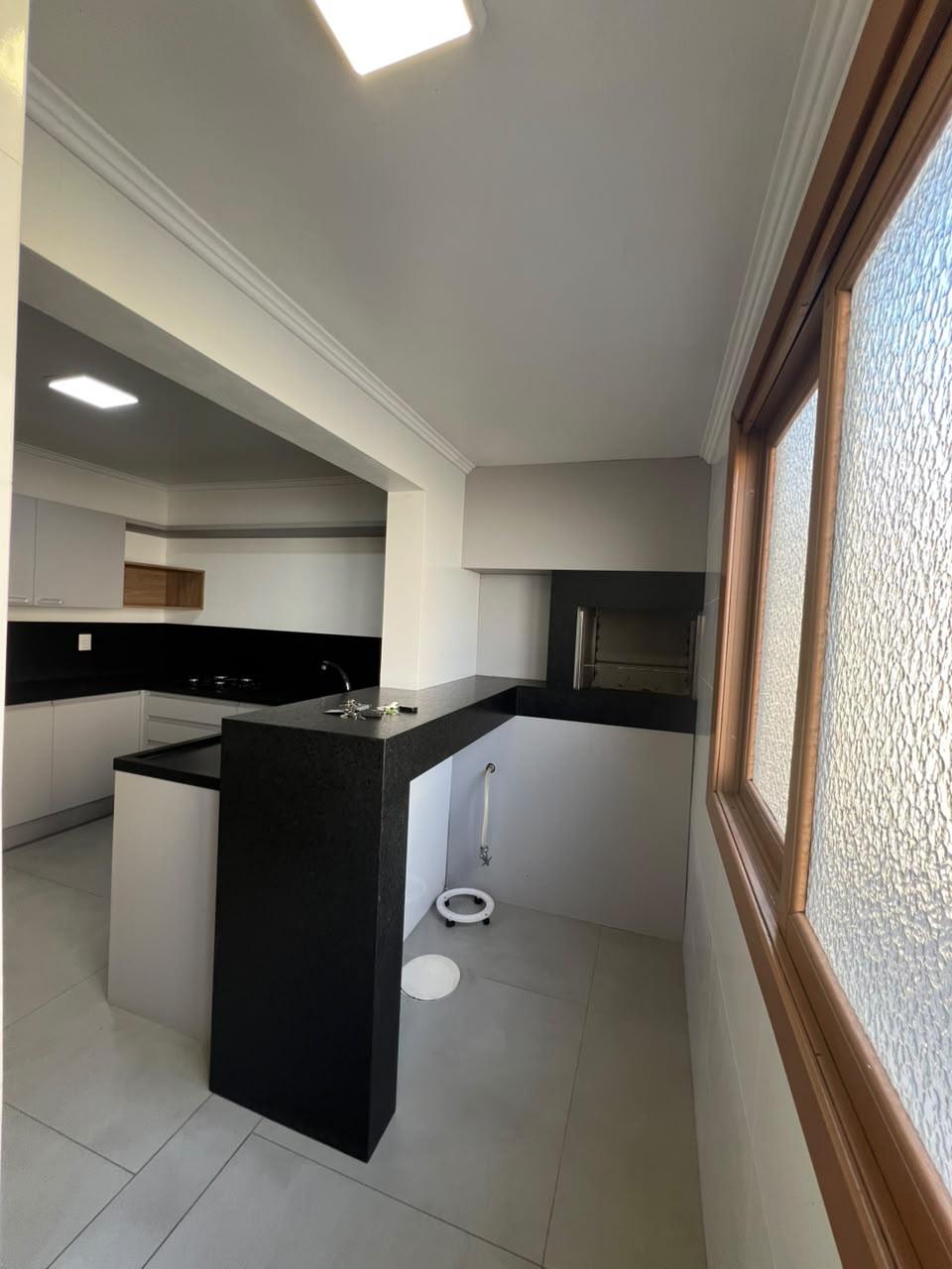 Apartamento Semimobiliado, 3 quartos, para alugar, 140 m², Centro - Caxias do Sul — foto 3