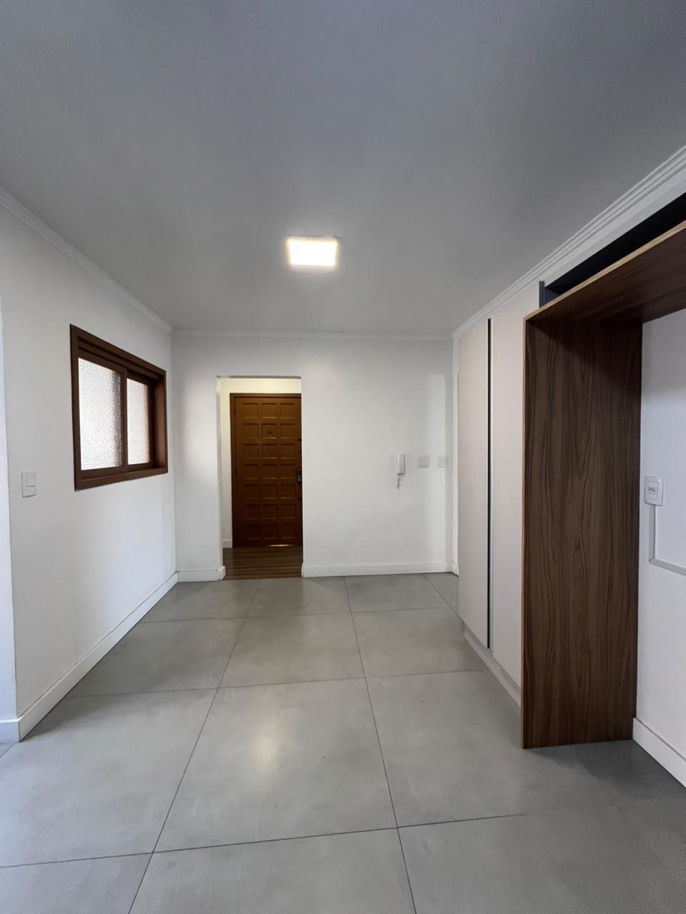 Apartamento Semimobiliado, 3 quartos, para alugar, 140 m², Centro - Caxias do Sul — foto 4