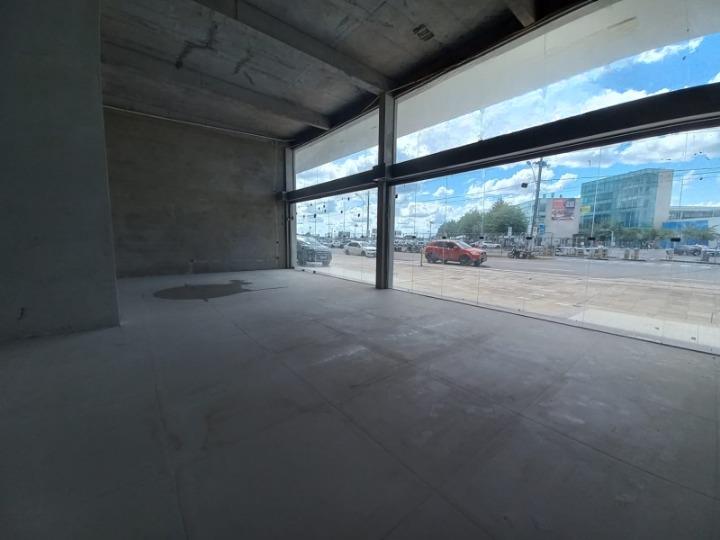Loja Térrea, para alugar, 583 m², Sanvitto - Caxias do Sul — foto 4