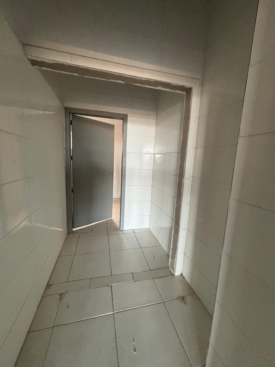 Loja Térrea, para alugar, 420 m², Salgado Filho - Caxias do Sul — foto 5