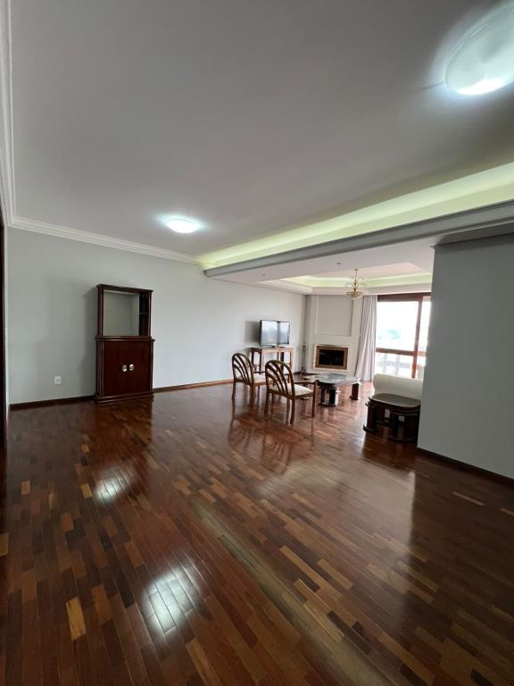 Apartamento Semimobiliado — Barp