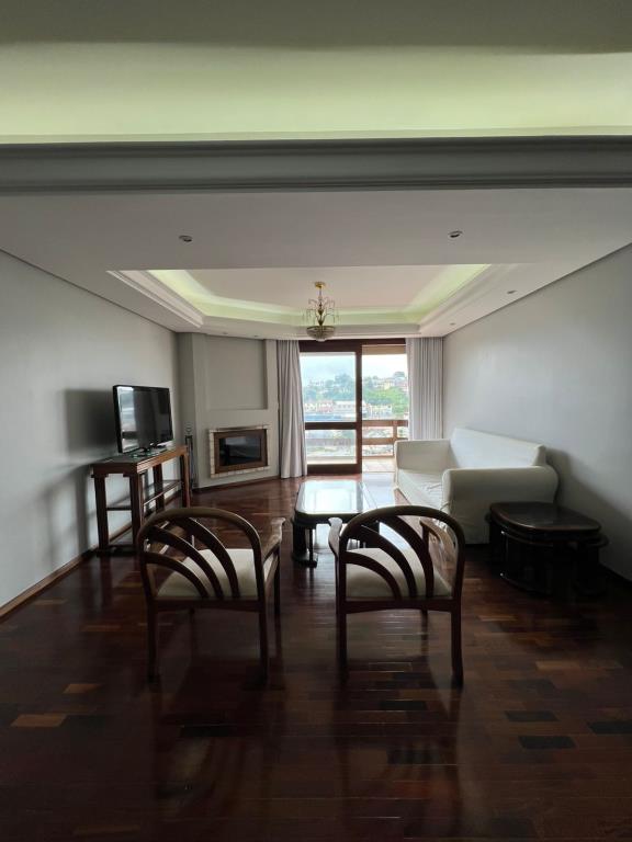 Apartamento Semimobiliado, 3 quartos, à venda, 181 m², Cristo Redentor - Caxias do Sul — foto 2
