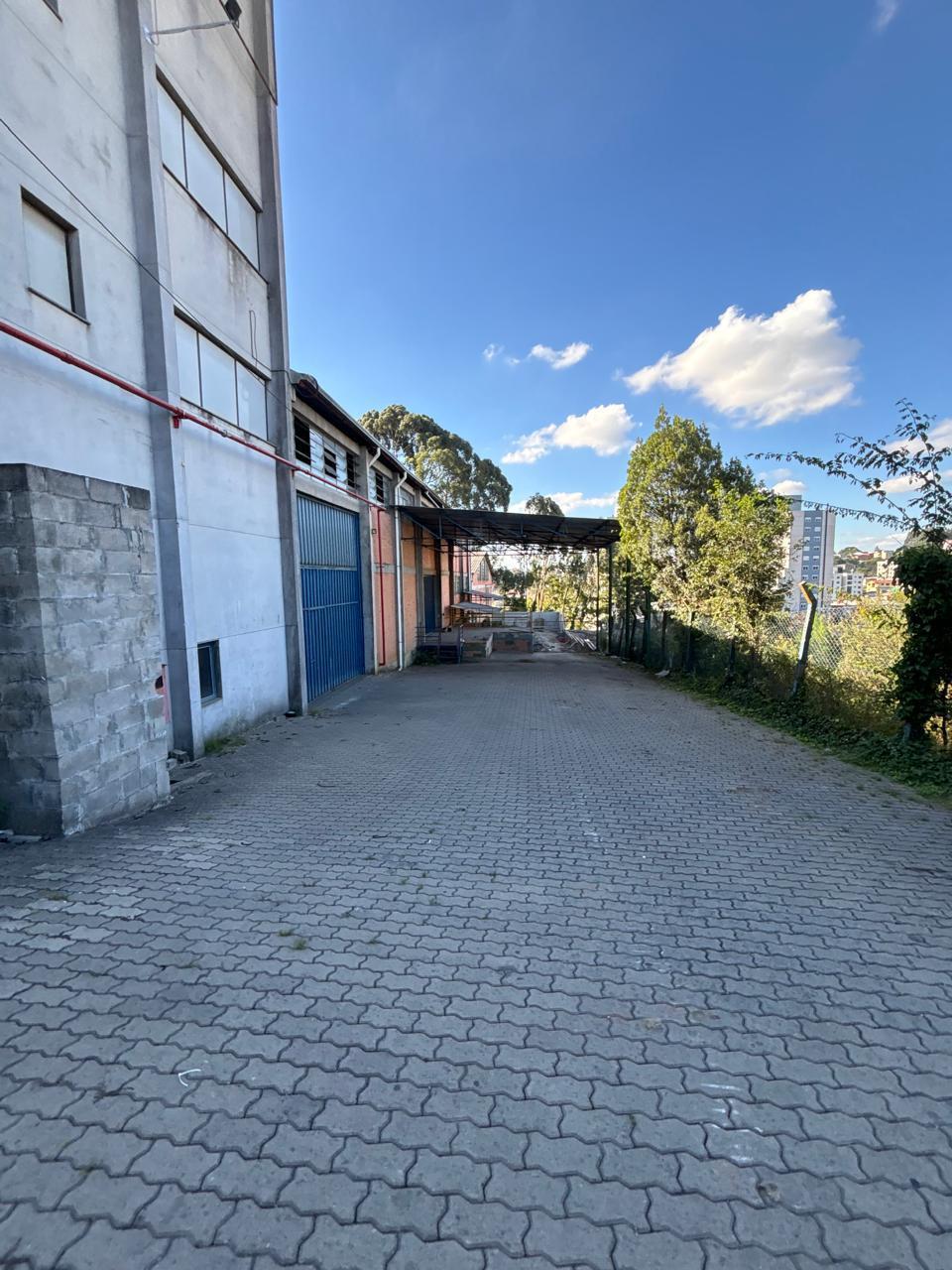 Pavilhão / Depósito, para alugar, 2.278 m², Industrial - Caxias do Sul — foto 2