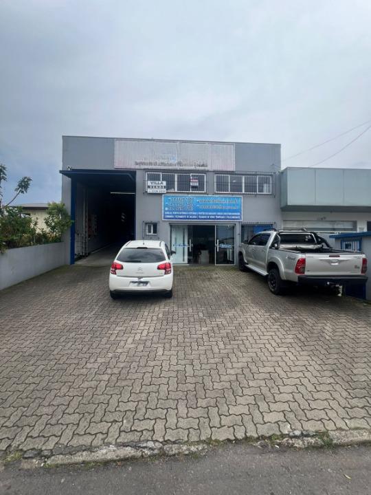 Pavilhão / Depósito 5671
