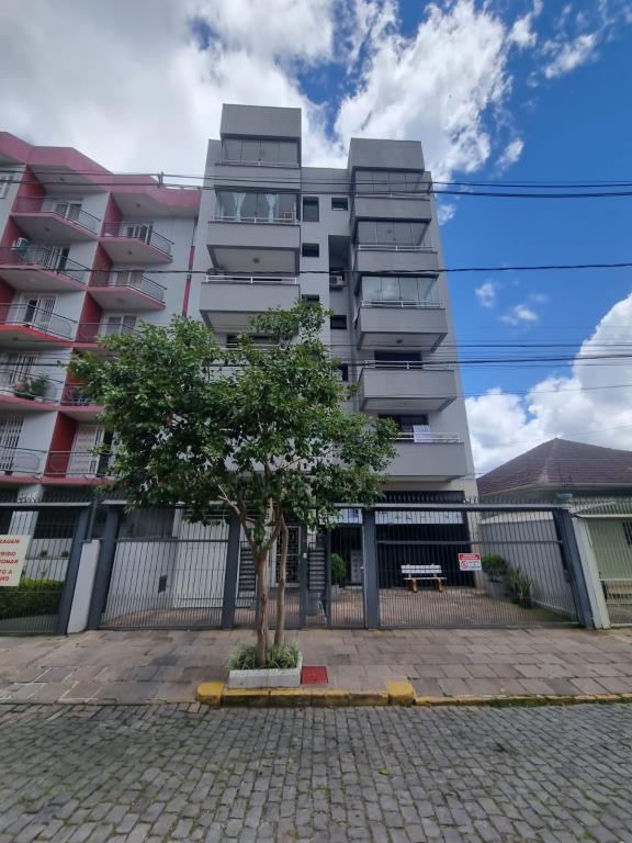 Apartamento Semimobiliado — Celpi