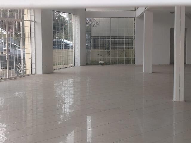 Loja Térrea, para alugar, 262 m², Santa Catarina - Caxias do Sul — foto 3