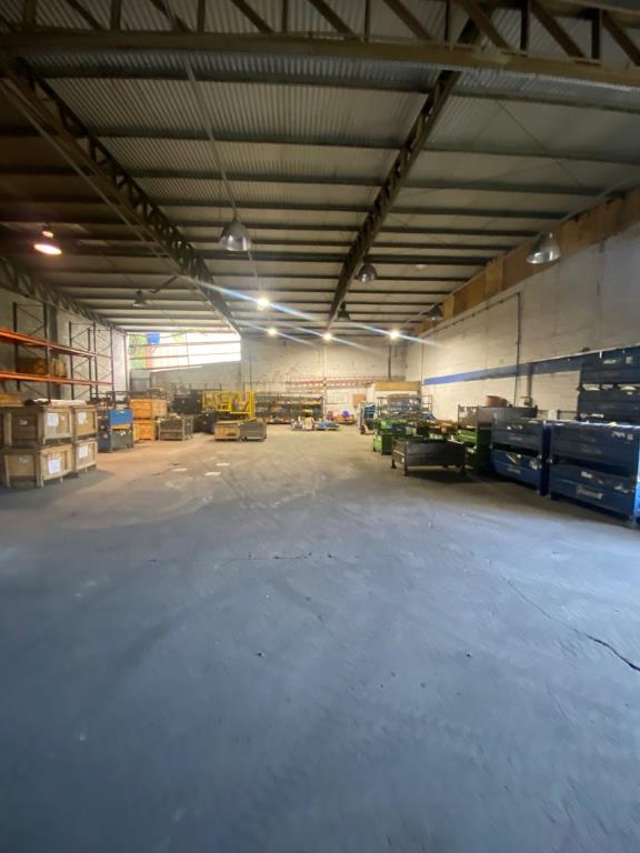 Pavilhão / Depósito, para alugar, 400 m², Vinhedos - Caxias do Sul — foto 2