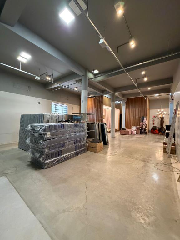 Loja Térrea, para alugar, 115 m², Pio X - Caxias do Sul — foto 2