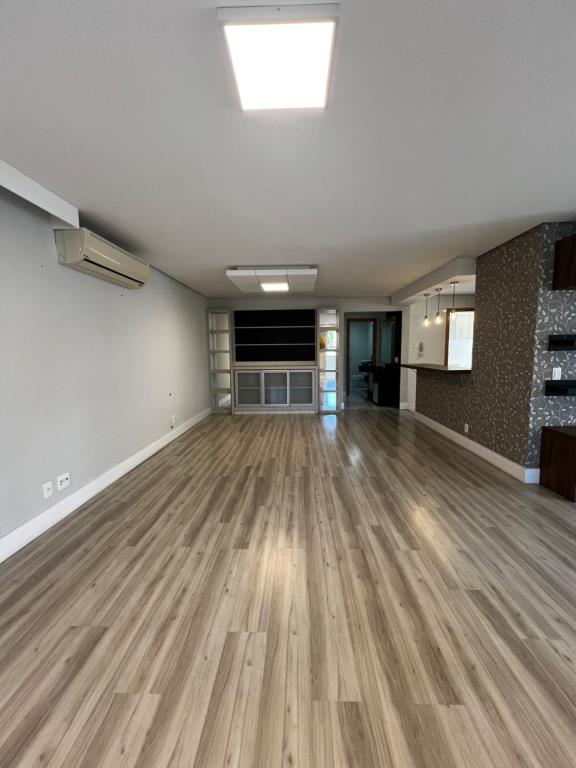Apartamento Semimobiliado, 3 quartos, à venda, 203 m², Exposição - Caxias do Sul — foto 2