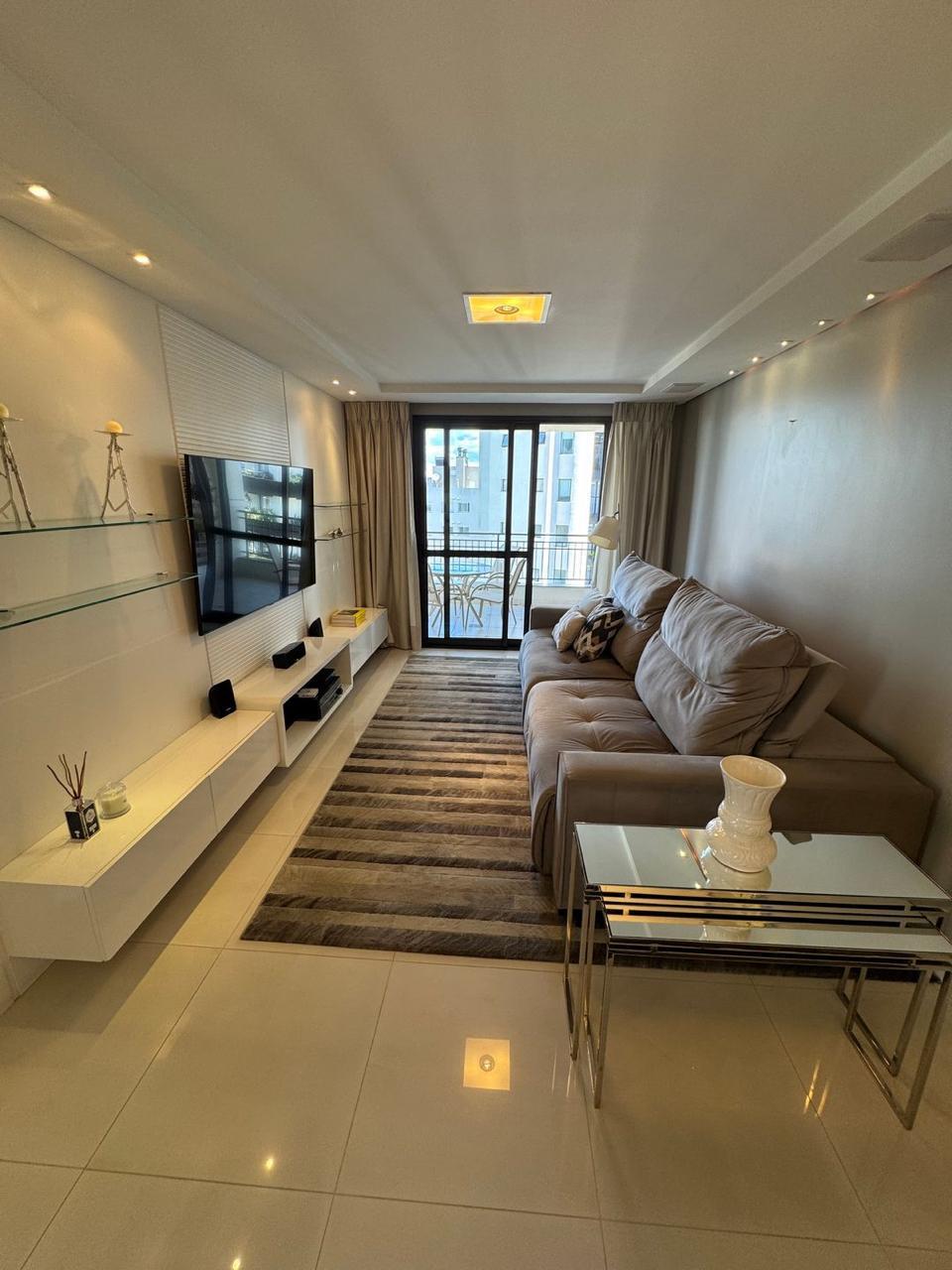 Apartamento Semimobiliado — Villa Pallavicino