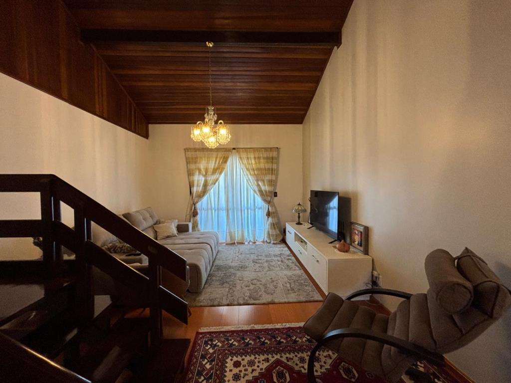 Casa, 3 quartos, para alugar, 180 m², Santa Catarina - Caxias do Sul — foto 5