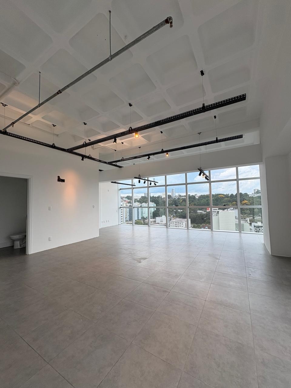 Sala Aérea, para alugar, 64 m², Sagrada Família - Caxias do Sul — foto 2