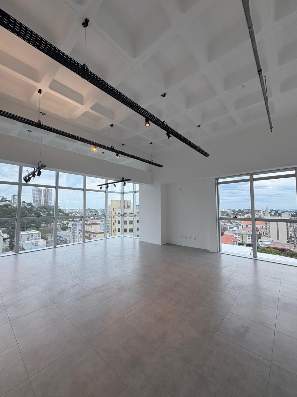 Sala Aérea, para alugar, 64 m², Sagrada Família - Caxias do Sul — foto 4
