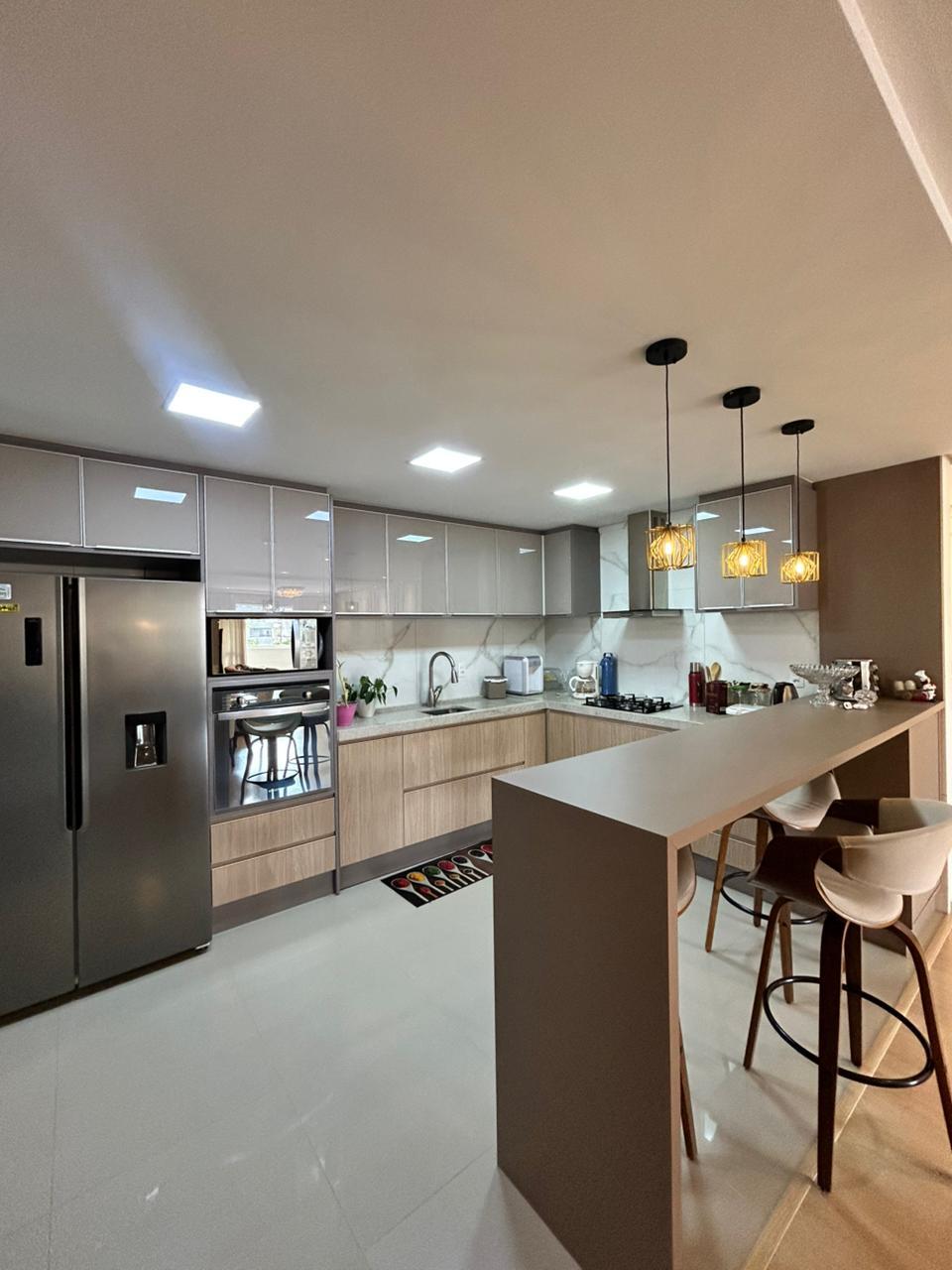 Apartamento Semimobiliado — Boulevart Egeo