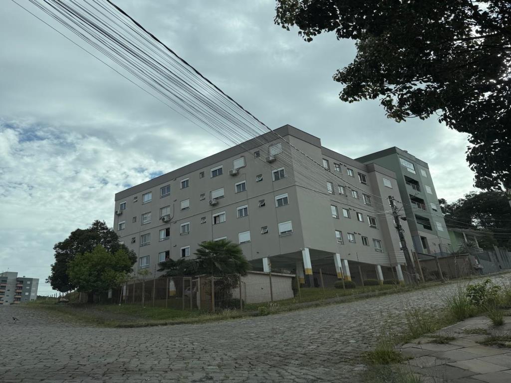 Apartamento Semimobiliado — Residencial Aimará