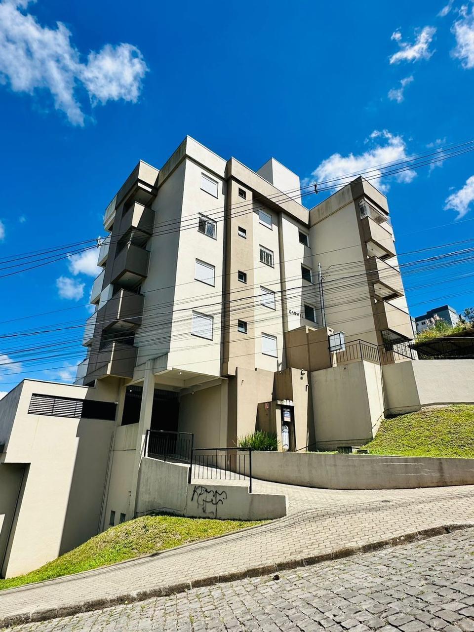 Apartamento — Carmel