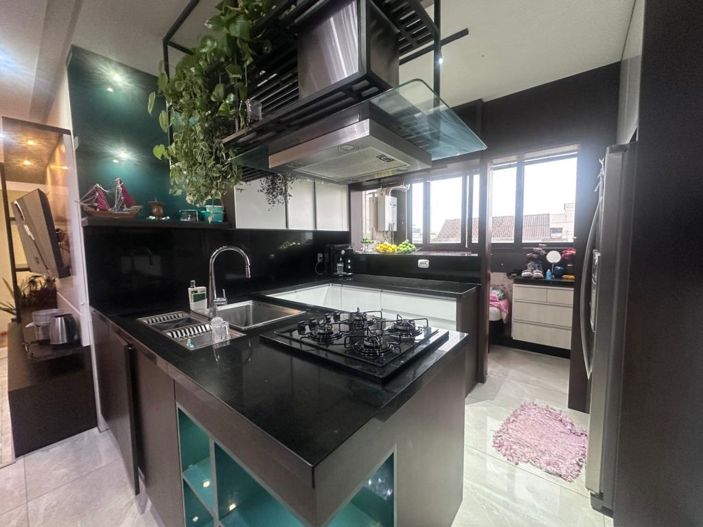 Apartamento Mobiliado — -------------