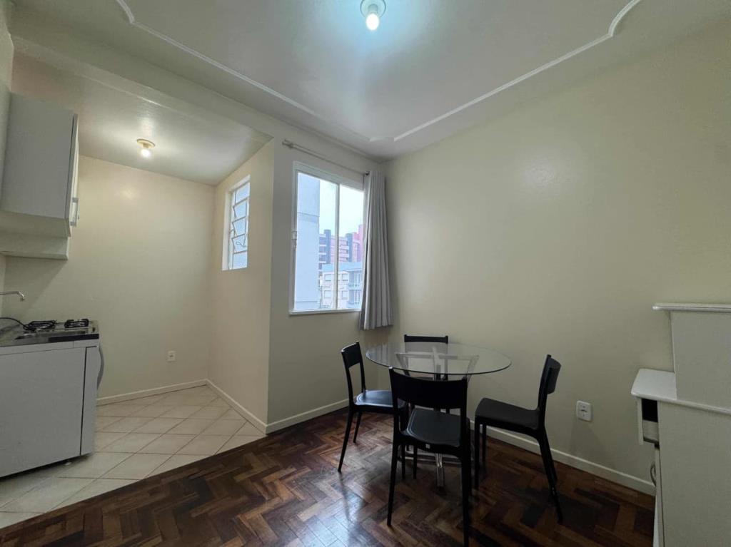 Apartamento JK / Kitinete, 1 quarto, à venda, 29 m², São Pelegrino - Caxias do Sul — foto 2